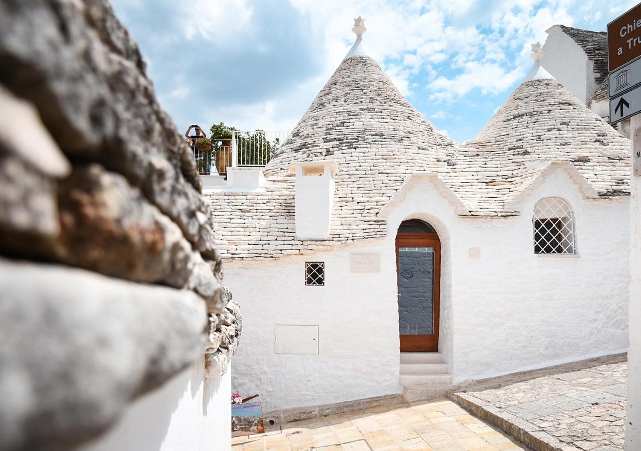 Trulli E Puglia Luxury Suite 阿尔贝罗贝洛 外观 照片